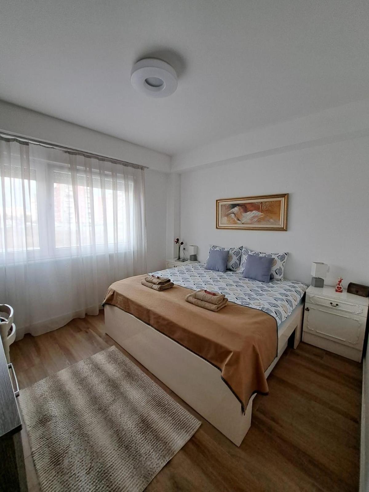 Foxxy Luxury Apartments Skopje Exterior photo